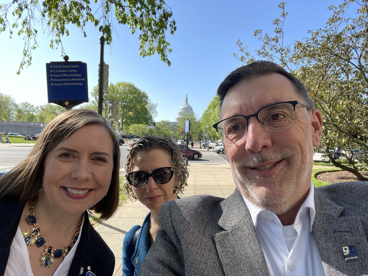 Jennifer Lake tweet media