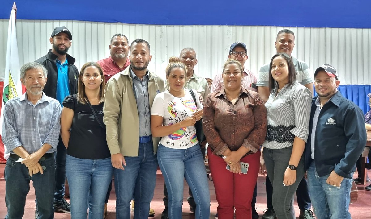 AlcaldiaSFMrd's tweet photo. Ayuntamiento SFM realiza sorteo de obras para diferentes sectores : Ayuntamiento Municipal de San Francisco de Macorís https://t.co/qWhTLdBs8t https://t.co/KRkVH4hnPk