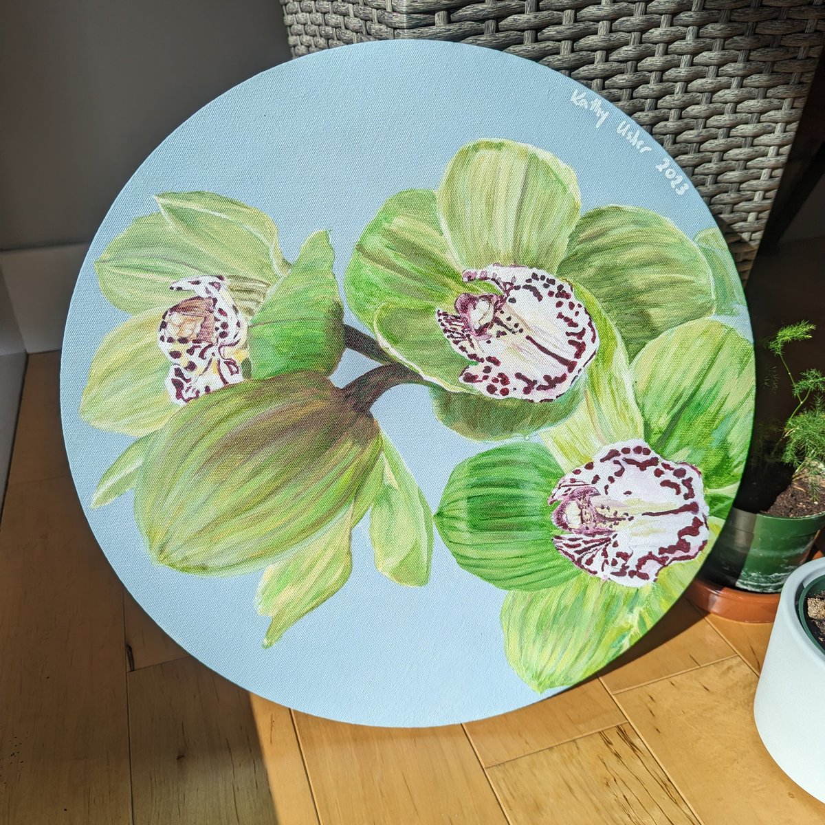 AKAYTek's tweet photo. 'Orchid Sunshine' 
'Into Your Garden' Series 
Size: 16" Round
Medium: Acrylics on canvas https://t.co/dylTwebBNi