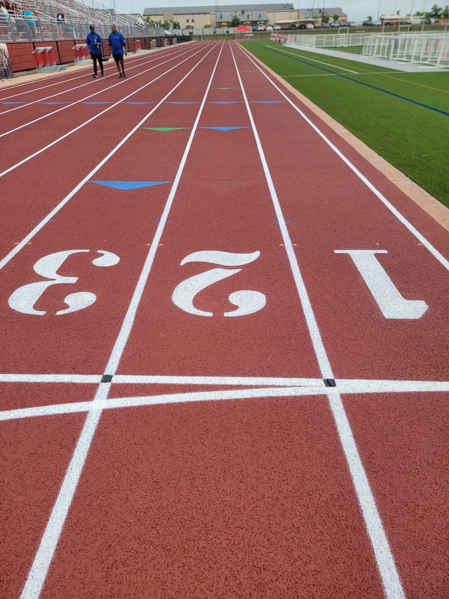 GtownTrack's tweet photo. Area track meet 2023.  Hunt for another championship begins now.  #GeorgetownSpeed #Gumpers #Throwers https://t.co/2EOisOFOWG