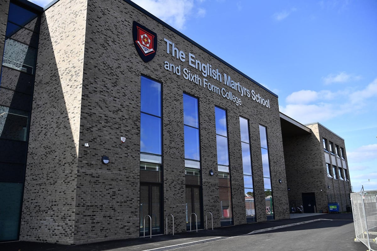 St Catz, Oxford (@st_catz) on Twitter photo This afternoon our Outreach Team have been on the road, supporting Y10s @EMS_Hartlepool & <a href="/StMBillingham/">St Michael’s Catholic Academy</a> to think about Post-16 choices as part of the Catalyst Programme.
Find out more about Catalyst, the College's sustained contact Outreach programme: stcatz.ox.ac.uk/prospective-st… This afternoon our Outreach Team have been on the road, supporting Y10s @EMS_Hartlepool & <a href="/StMBillingham/">St Michael’s Catholic Academy</a> to think about Post-16 choices as part of the Catalyst Programme.
Find out more about Catalyst, the College's sustained contact Outreach programme: stcatz.ox.ac.uk/prospective-st…