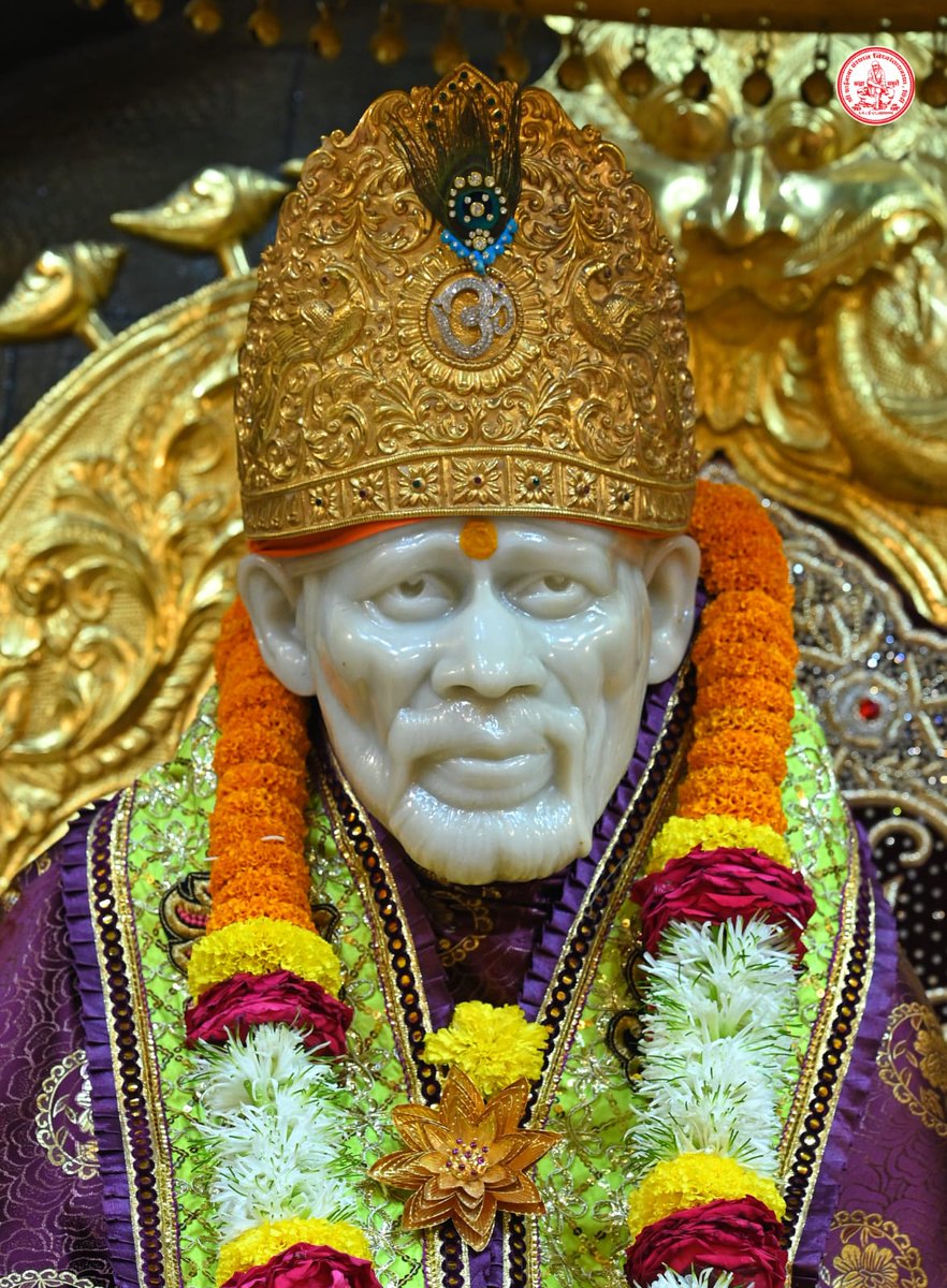 SaiShraddha11's tweet photo. श्री शिरडी साईबाबा धूप आरती दर्शन🙏🏼
🌹बुधवार १९ अप्रैल २०२३🌹
आरती साईबाबा । सौख्यदातार जीवा । चरणरजातली ।
द्यावा दासा विसावा, भक्तां विसावा ।। आ ।।
जाळूनियां अनंग। स्वस्वरूपी राहे दंग ।
मुमुक्षु जनां दावी । निज डोळां श्रीरंग। डोळां श्रीरंग।।
आरती साईबाबा...... https://t.co/Y1P4tlxUxj