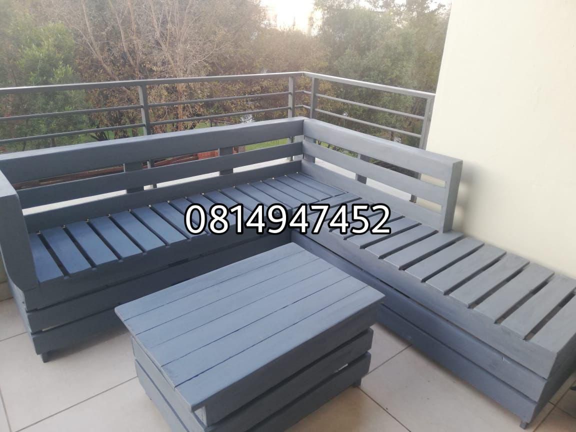 Style your home with outdoor furniture 
Located at boksburg 
Call/whatsapp:0814947452
#JobSeekersSA #NedbankPrivateClients #LoadsheddingStage8 #NOTAMr West  |  Bongz  |  Kairo  |  R Kelly  | Wits  |  SARB