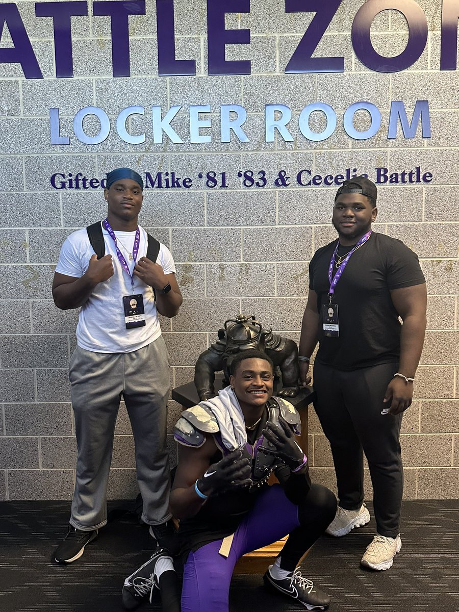 Had a great time at JMU yesterday! Thanks for having me. Can't wait to come back @Coach_PatKuntz @EddieWhitley37 @JMUFootball