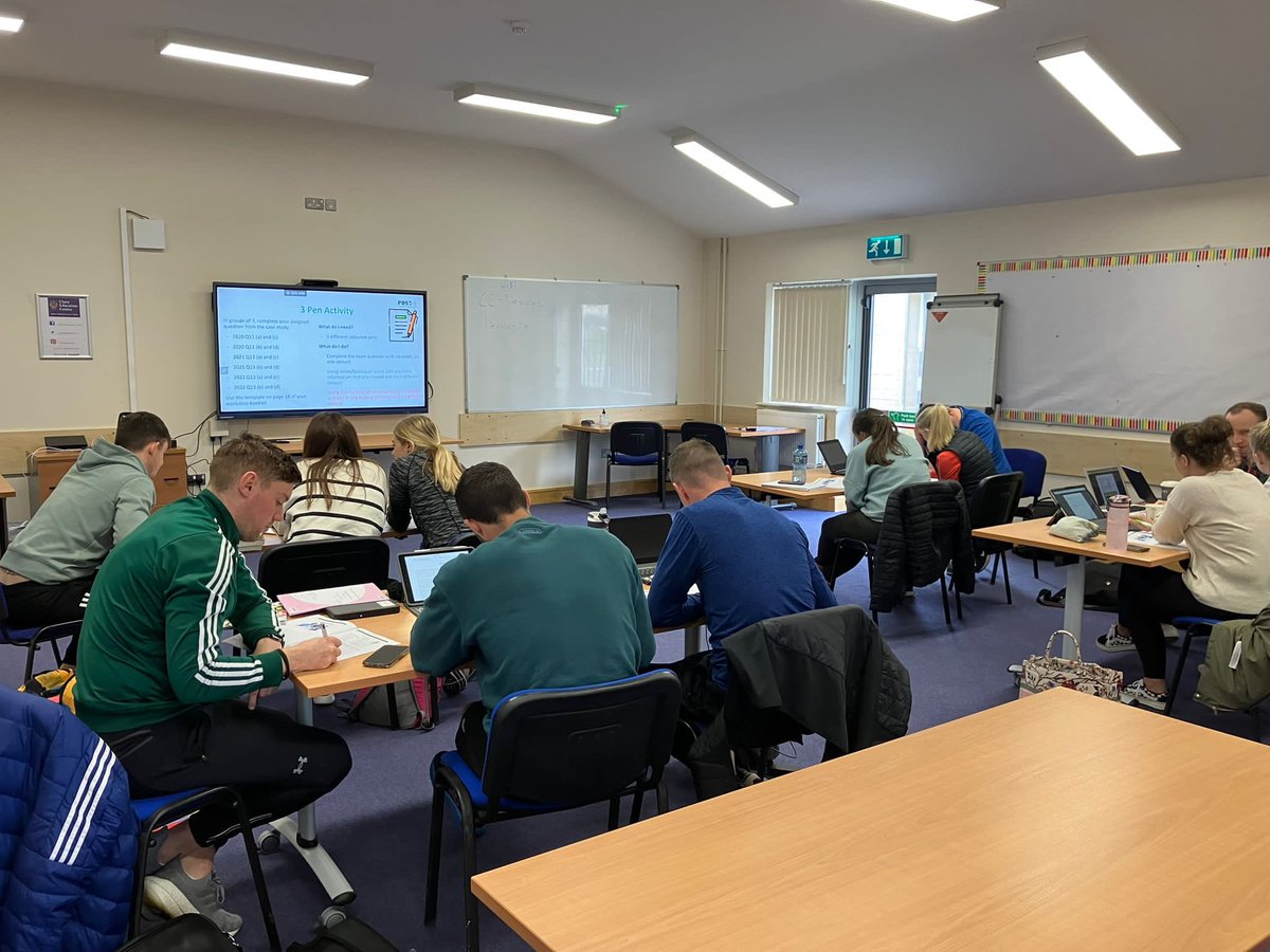 Our Phase 3 #LCPE teachers attending their final CPD event today focusing on revision strategies and methodologies to support our students ahead of #LeavingCert2023 @ClareEdCentre @DublinWestEC @athloneec