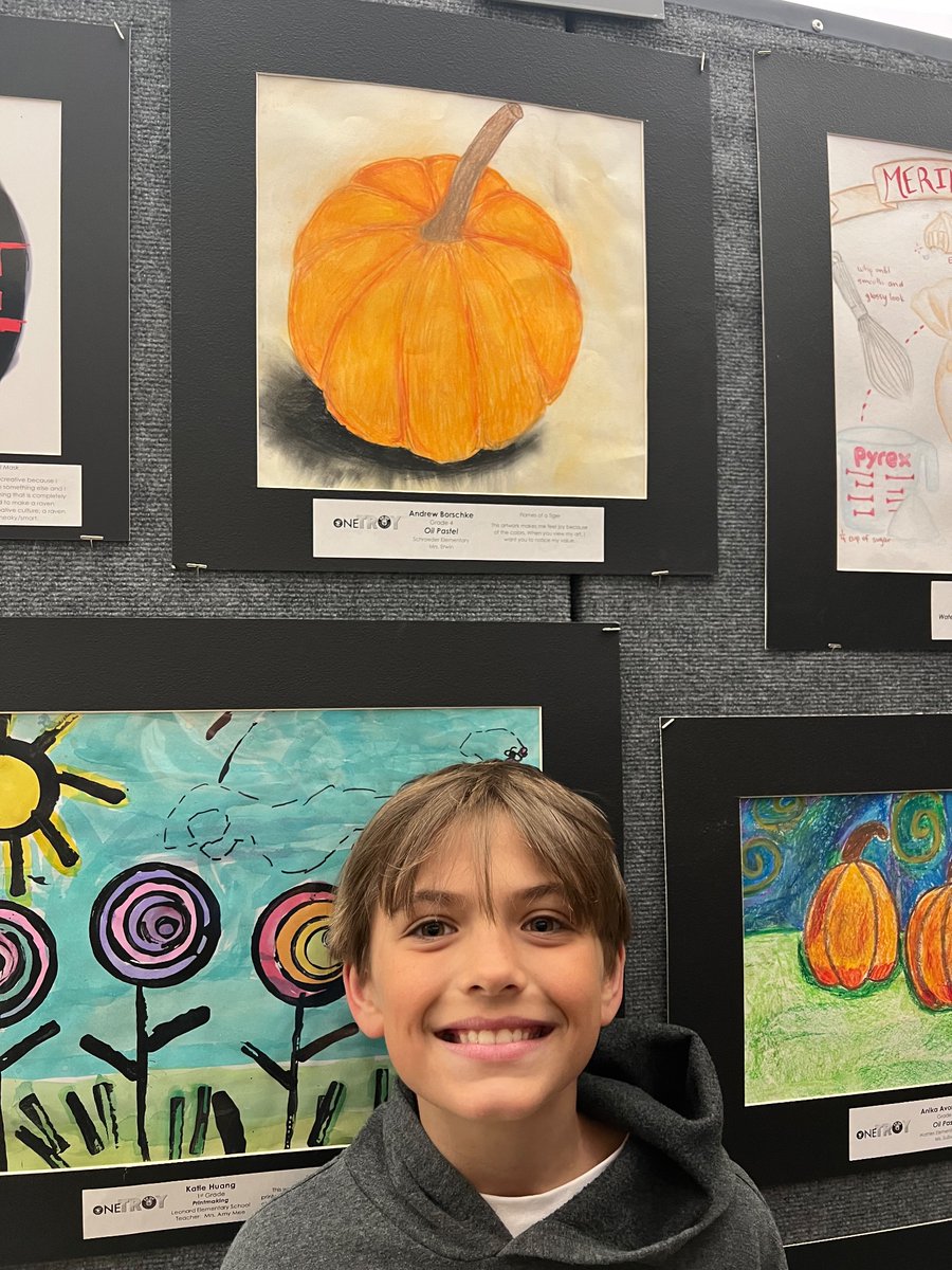 mjborschke's tweet photo. So proud of our little artist! He was so excited to have his pumpkin featured in the TSD District Art Show!  There was some awesome art on display! #schroederdragons #OneTROY @MrsErwinart https://t.co/Qm3uTz3Cql
