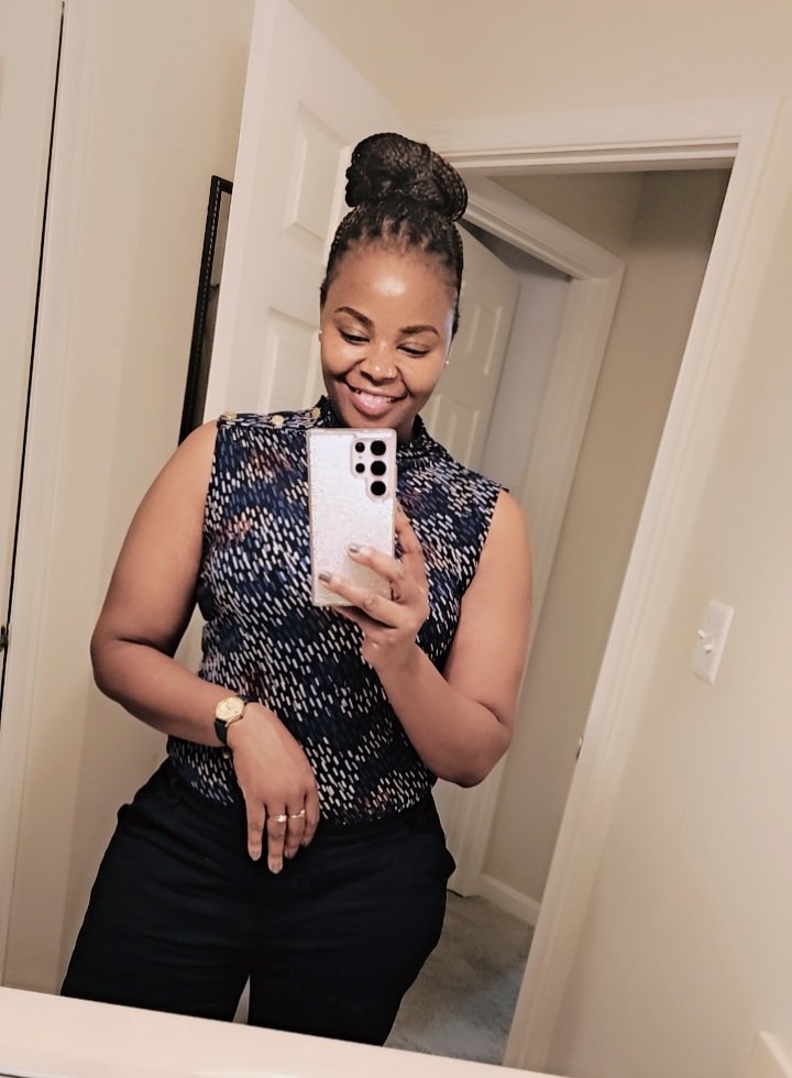 yeumchicks's tweet photo. may I be granted the serenity to accept that the earth is filled with a**holes &amp; f*#^ery that I cannot change, the courage not to be a part of the a**holery &amp; f*#^ery &amp; the wisdom to know that I'm the shit without shitting on others. #WCW I am me, that is my superpower! ✌🏿🫰🏾🖤 https://t.co/iSoV6hqezN