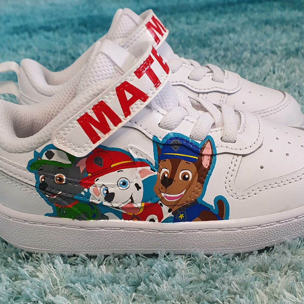 CustomisyB's tweet photo. #Nike - #Paw #Patrol 🐾
#customised #sneakers #customisedsneakers #customisedshoes #puppies #happy #aesthetic #handpainted #cartoon #nikeborough #firefighter #pawpatrol #dog #dogs #children #kids #puppy #sneakersaddict #art #switzerland #swiss #schweiz #suisse #svizzera https://t.co/mbGn30JGqw