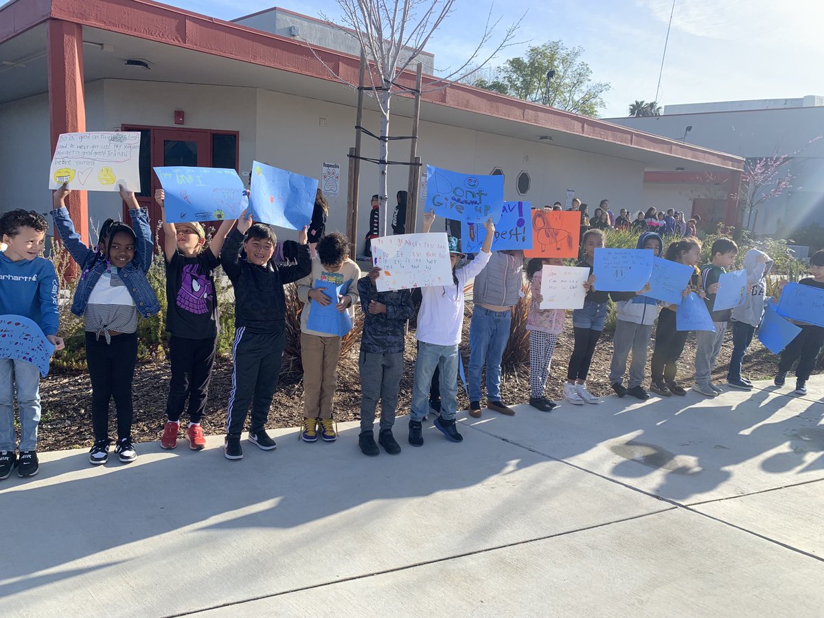 kijonesjags's tweet photo. Great energy @kijonesjags “CAASPP Parade” yesterday! Starting testing today! Jaguars got this! To meets the standard and beyond! #smartjags @FairfieldSuisun @kristanichols09 @mi_dillman @MsRodgers20 @MsCardoza @schultz87 https://t.co/qgWucaeYk8