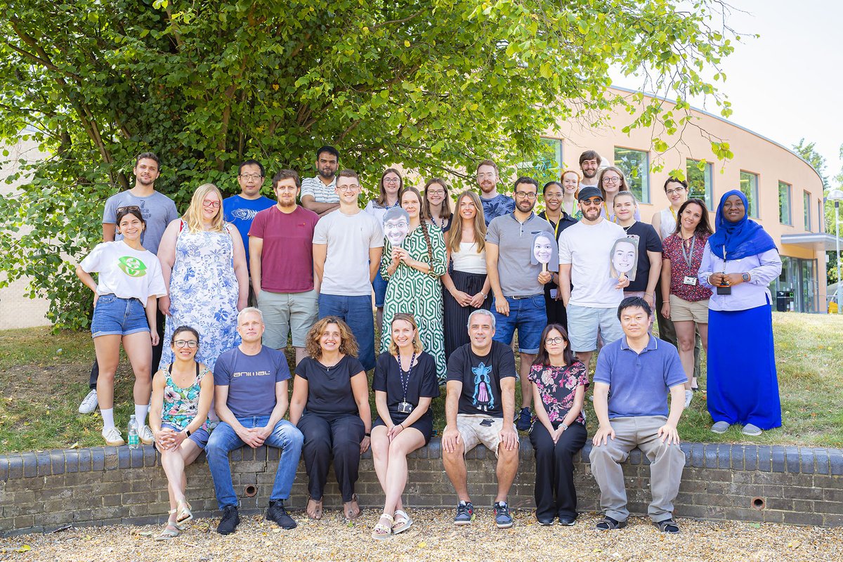 ChloeUyl's tweet photo. The Kent Fungal Group 🔬
Awesome people and research! 
@kentfungalgroup @UniKent @biokent https://t.co/GxTAyUMEsf