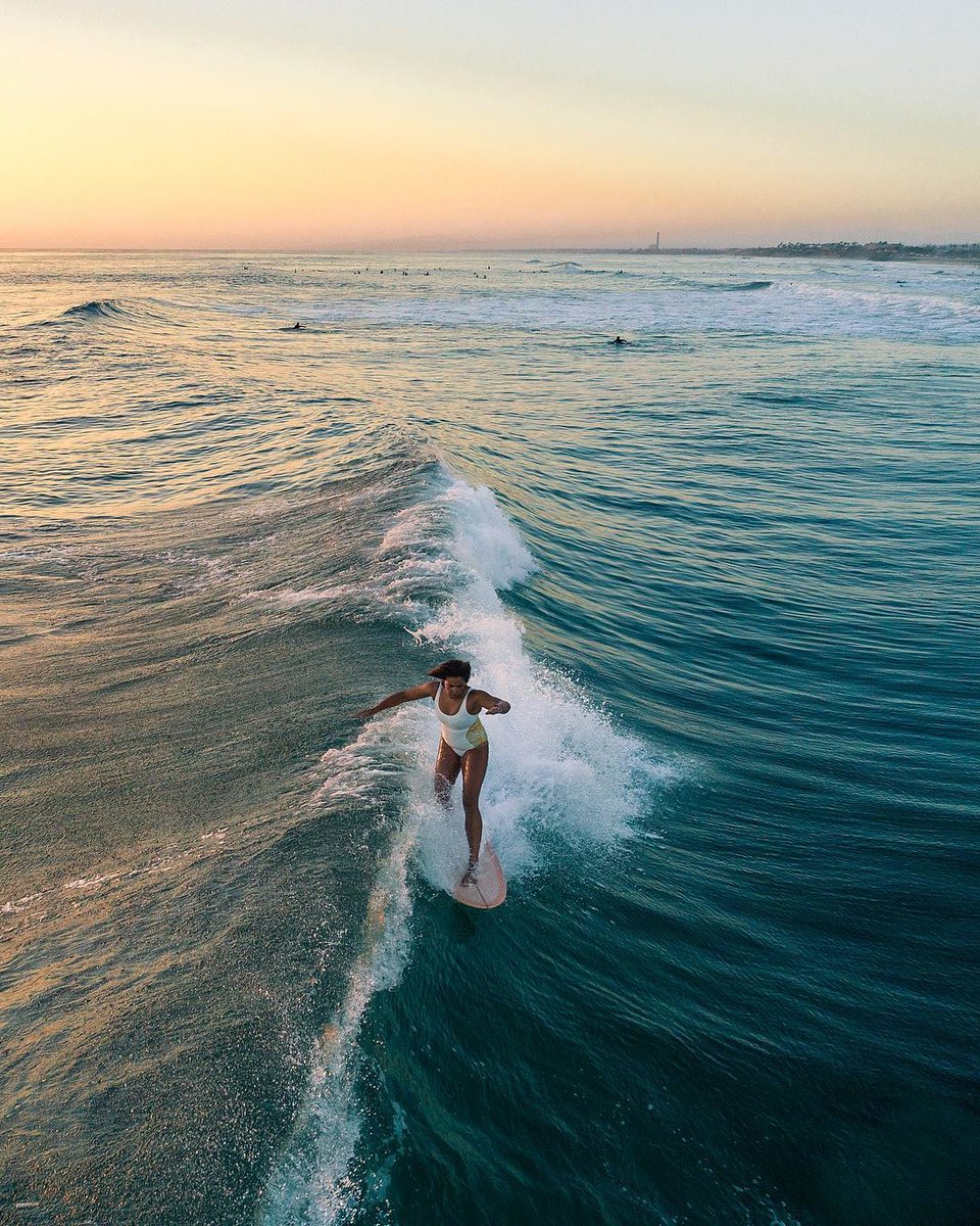 RossnowlaghSC's tweet photo. SurfGirlMag: A salty soul doing what she does best
📷: Danielleblacklyons https://t.co/zscYrMfZig