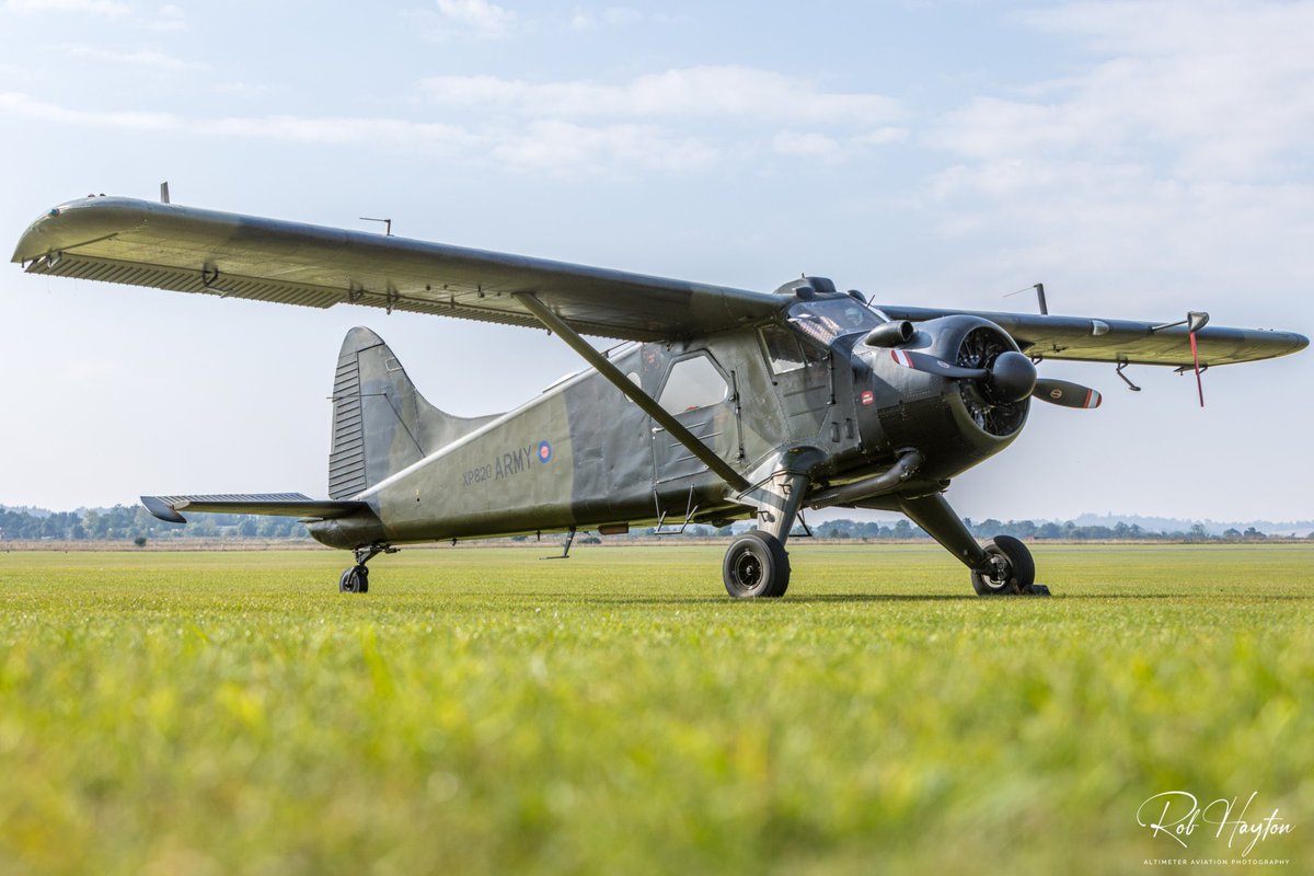 ShutterbugWGC's tweet photo. The Historic Army Aircraft Flight’s 1961 De Havilland DHC-2 Beaver XP820 on the flight line at Duxford’s Battle of Britain Airshow in 2021…@deHavMuseum #DHCBeaver #DeHavilland #AvGeek #Warbirds #Airshows #HistoricAviation #AviationPhoto #AviationPics https://t.co/B0TWAtL46G