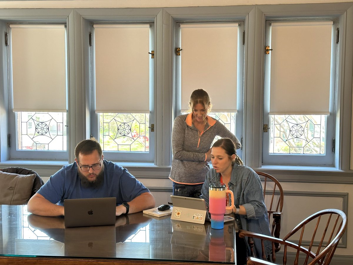 k_curriculum's tweet photo. Final collaborative 2nd grade literacy committee meeting for this year.  This team is wonderful to work with! @SchoolsTroy @chrispiper_ohio @Troy_BOE https://t.co/R2BTwVLrcU