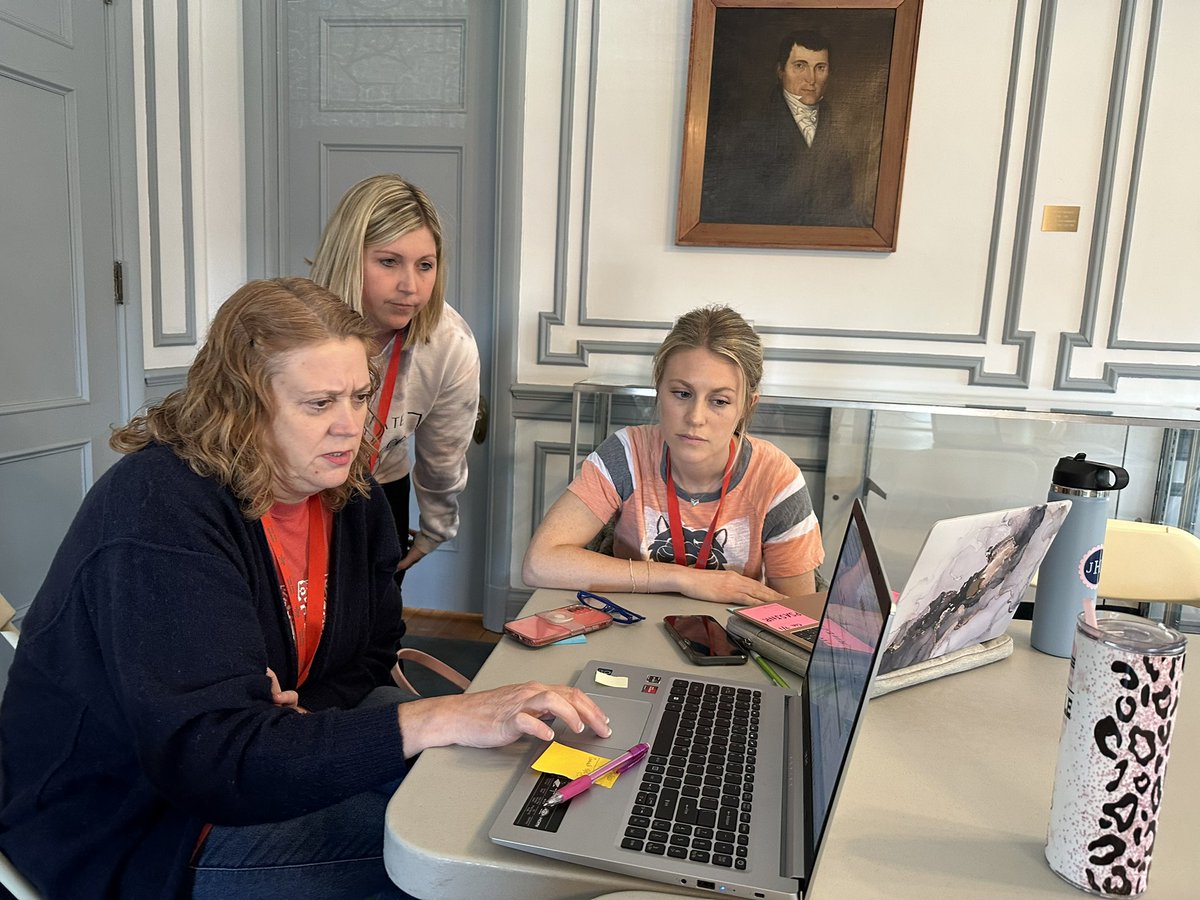 k_curriculum's tweet photo. Final collaborative 2nd grade literacy committee meeting for this year.  This team is wonderful to work with! @SchoolsTroy @chrispiper_ohio @Troy_BOE https://t.co/R2BTwVLrcU