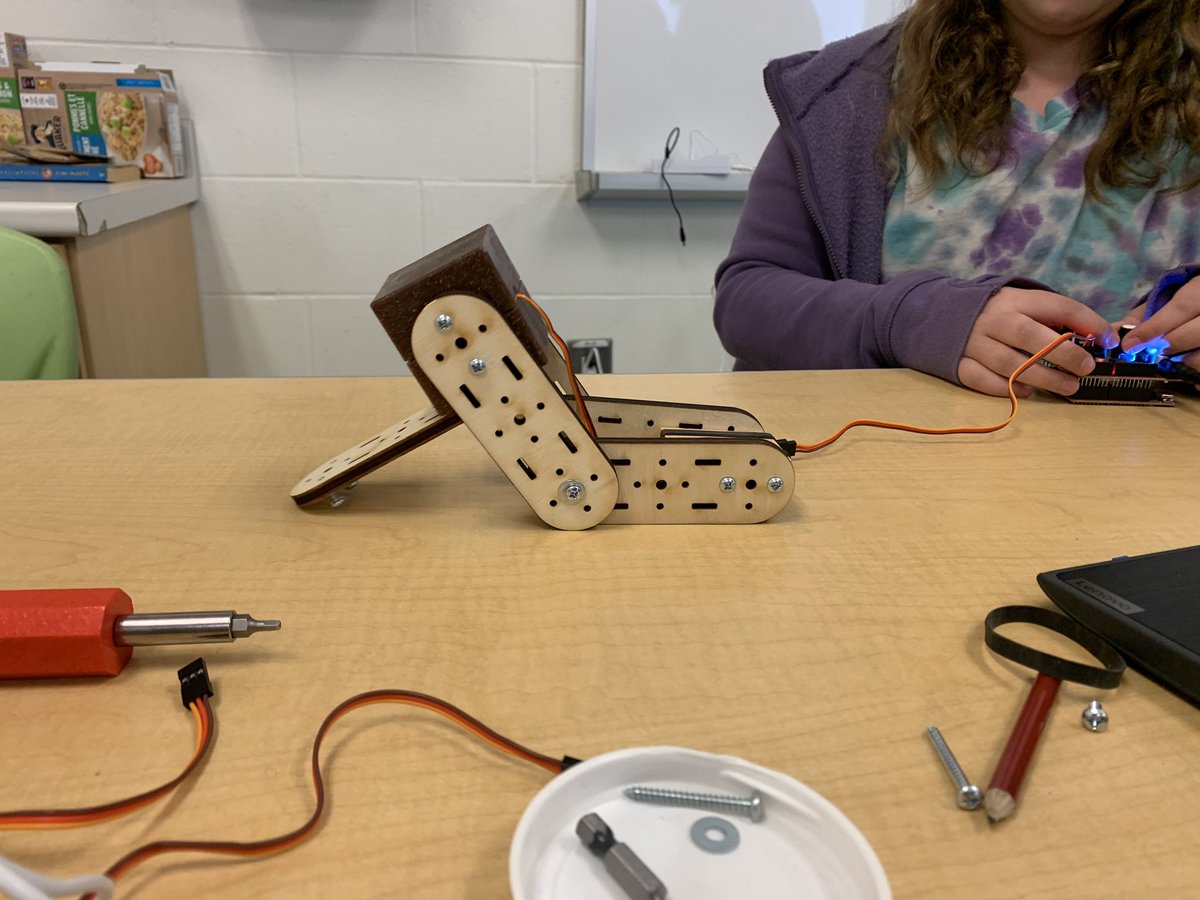 RCDSB TELT-Contacts tweet media