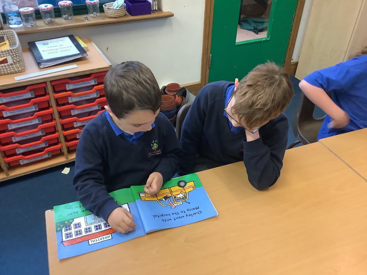 NPSMissEllis's tweet photo. Year 2 love reading with their Year 5 reading buddies on a Wednesday afternoon. What a great way to relax and rewind after a busy day of learning! @NPS5B #NPSReading #NPSEnglish https://t.co/h3IUxthKro