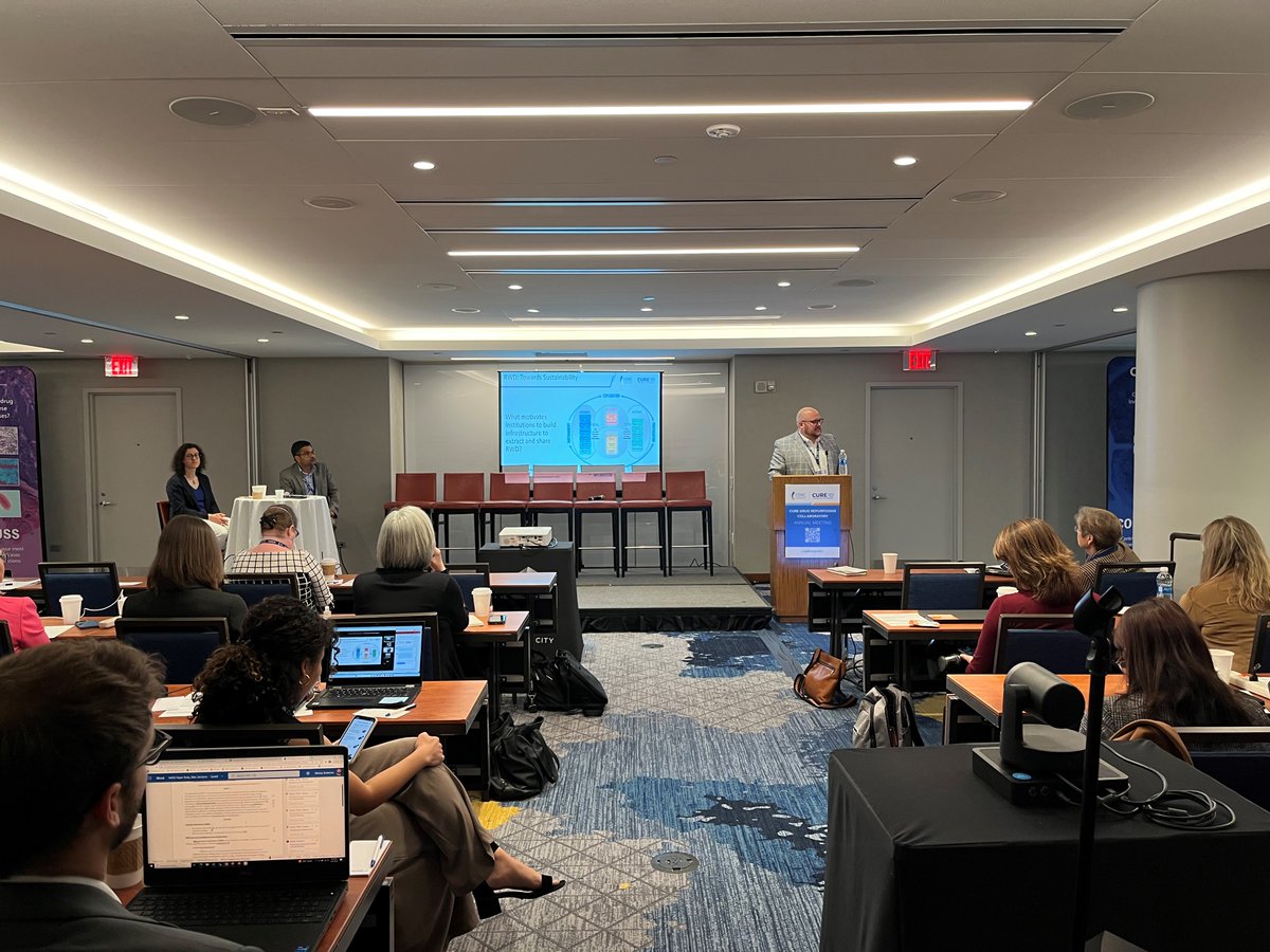 id_cure's tweet photo. Day 2 of the CDRC Annual Meeting has started strong with discussions on Extracting data from electronic medical records.
Featured are some of CDRC's/CURE ID's best including @drraghutg @swissarmynurse @EwyMathe
#CDRC #EHR #RealWordData https://t.co/5b8gh4qMYM