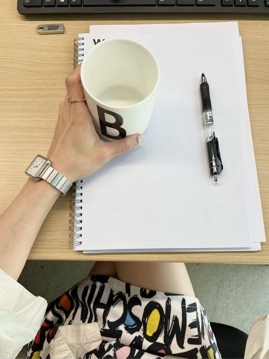 faunex's tweet photo. I have no status today. During the meeting, my thoughts have already flown away. I will ask my colleagues about the content of the meeting later. https://t.co/GnMrOHZZdd