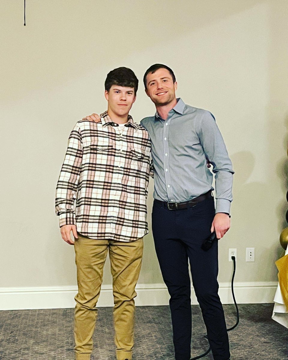 Congratulations to the Holder brothers on their awards at last nights basketball dinner! Well deserved for 2 of our hardest working athletes! 🏀

Iron Man Award - Colin Holder
Joe McGuinness Scholarship - Michael Holder