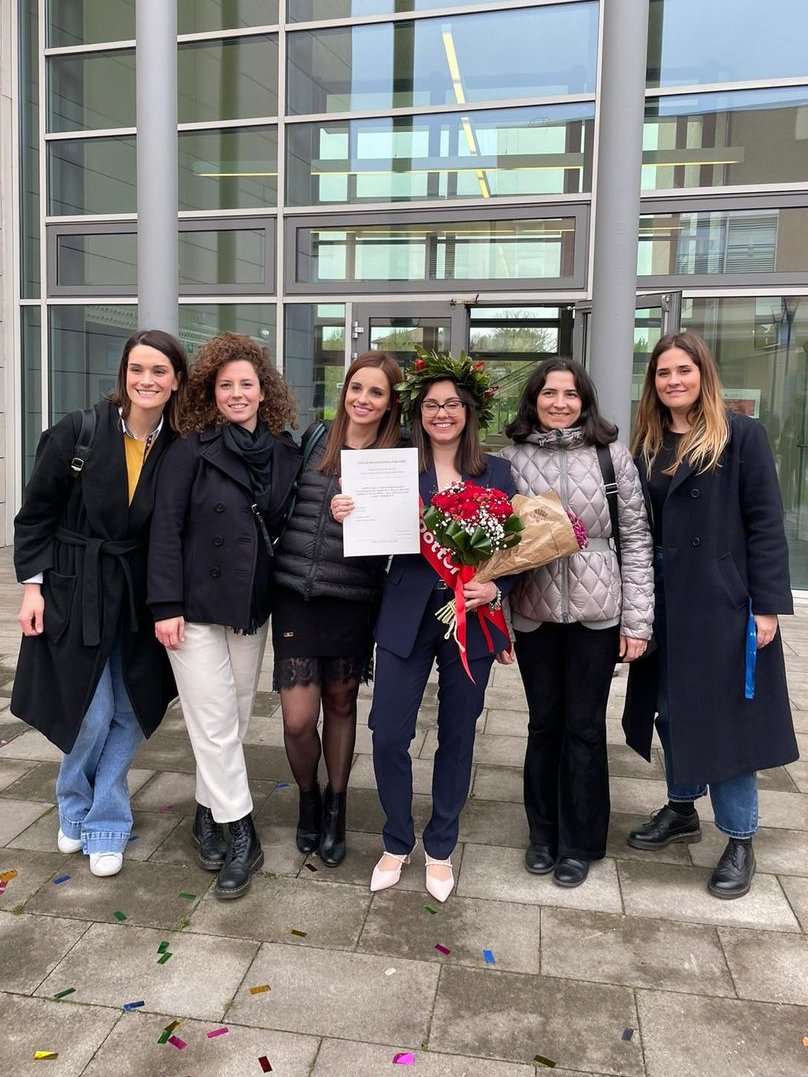 giulia_curia's tweet photo. Congratulations to Dr. Arianna for her graduation in Medical Biotechnology @UNIMORE_univ with a thesis on @HERMES_FET project 🎓🎓🎓
@beatrix_casadei @ElisaRen7 @StefyBartoletti @FRaimondi1 https://t.co/quBRBGzuoN
