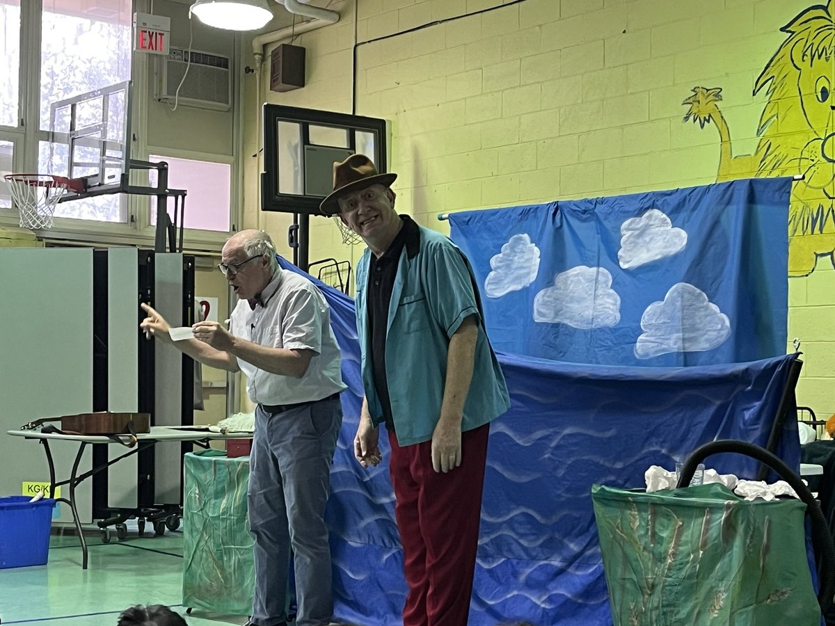 Let’s go to the Common Sense-O-Nater! Love to see Professor Winklebottom and Mr. Meatloaf to help teach us about the Water Cycle and Recycling ☔️ #EarthDay <a href="/WoodbridgeNJ/">Woodbridge Township</a> <a href="/25Lafayette/">Lafayette Estates School #25</a>
