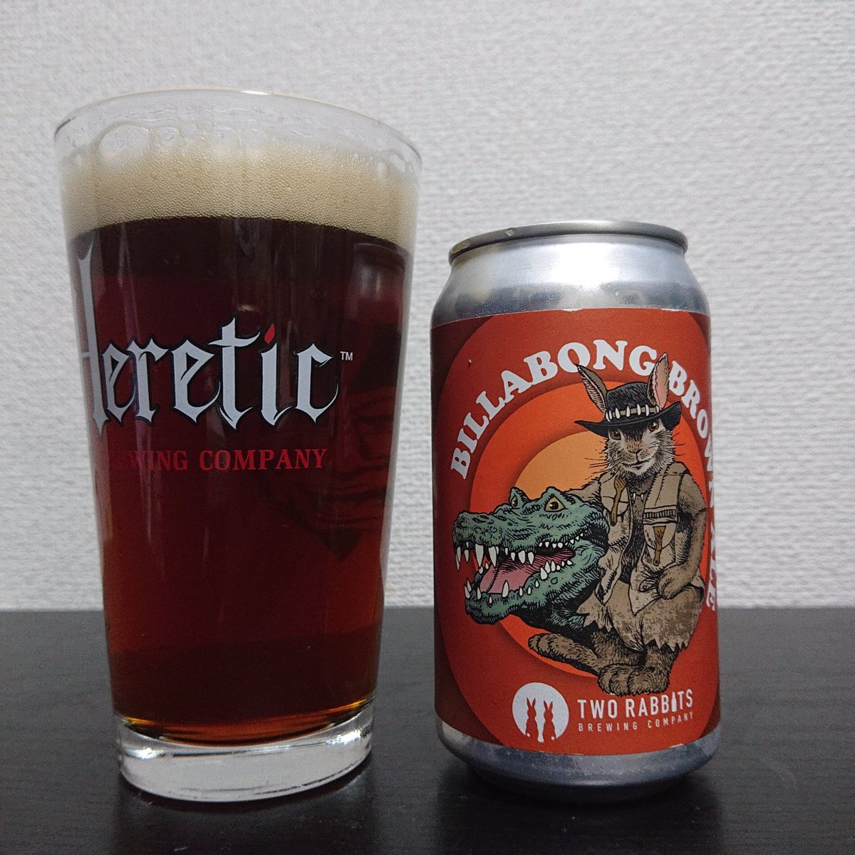 WorldbeerL's tweet photo. アンバーなビールがよい今日この頃。ツーラビ久しぶり✨
#BillabongBrownAle / #tworabbit https://t.co/NBUXPv5Nqo