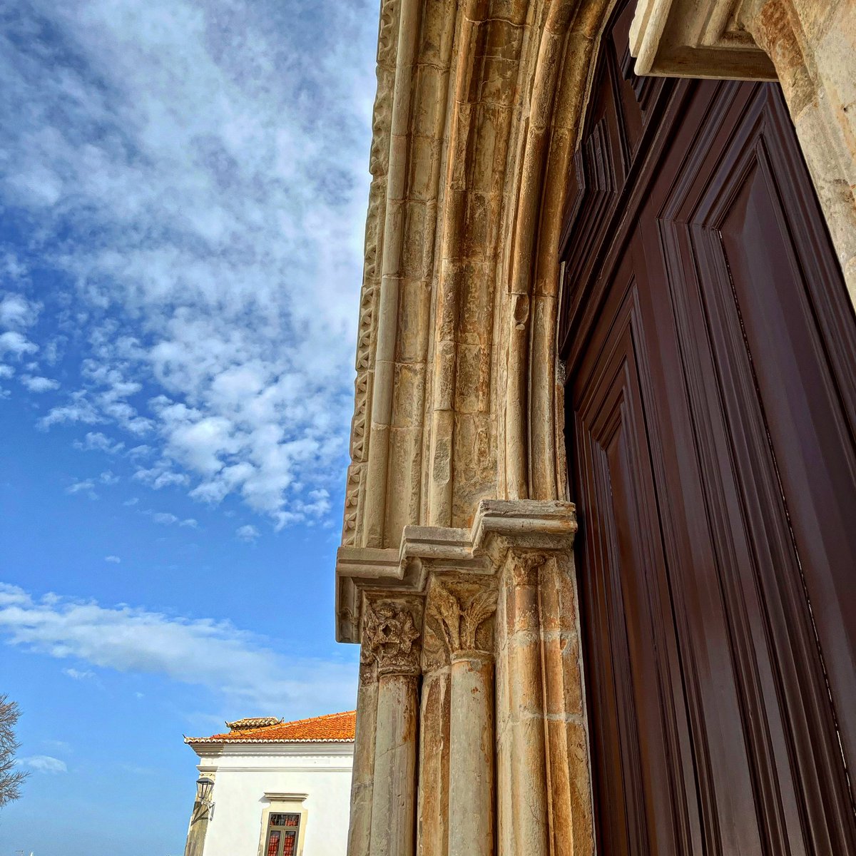 DuarteCrispim's tweet photo. Igreja Matriz 
Loulé 

#algarve #loulé #centrohistorico #percursospedestres #historia #portugal https://t.co/dN4SHp2uF6
