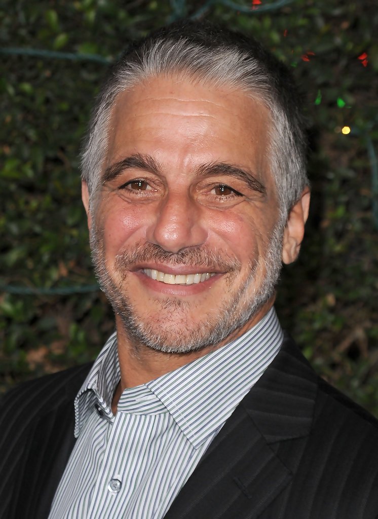 NLCarolynMuse's tweet photo. A #HappyBirthday to former boxer and current film/stage/television/voice actor Tony Danza (72).  #Taxi #HollywoodNights #GoingApe #CannonballRunII #WhostheBoss #AngelsintheOutfield #HudsonStreet #FamilyLaw #Crash #TheTonyDanzaShow #DonJon #TheGoodCop https://t.co/WNPI5pdDmh
