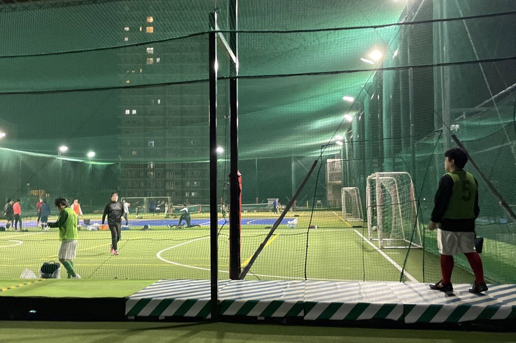 DaviFootball33's tweet photo. 【2023/04/19 Dribble tech lecture 】
<🏃>
・Dribble Drills（ラダー、クーバー、リベリーノ1-3、ロナウド）
・1vs1
・Game

<⤴️>
・Dribble（3種類のリベリーノとロナウドカットインを覚えた）

#futbul #Fußball #Fussball #soccer #sports #アラサー https://t.co/K3pcctZy5H