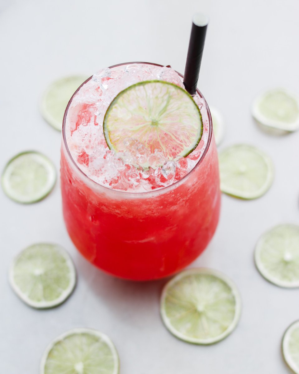 DiningatEvo's tweet photo. I Said - A Hip, Hop, The Hibby! Hibiscus Rum / Pink Guava / Kaffir Lime / Ginger ❤️ https://t.co/zz2fVLYWgK