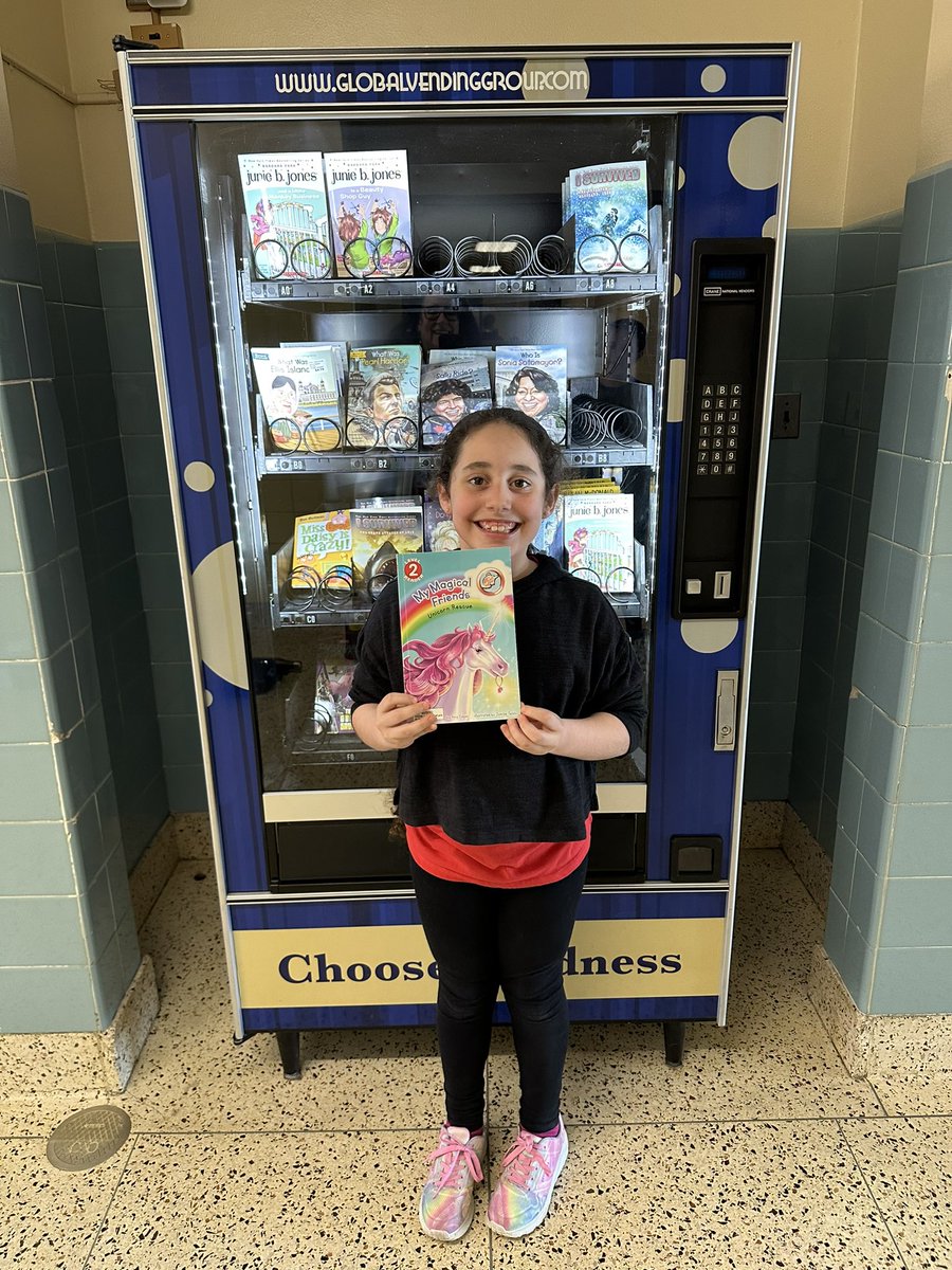 MrsBradyCCS's tweet photo. Chiara is always spreading her kindness and it sure pays off! #wearebethpage💕📖 https://t.co/Ze3XdLmVql
