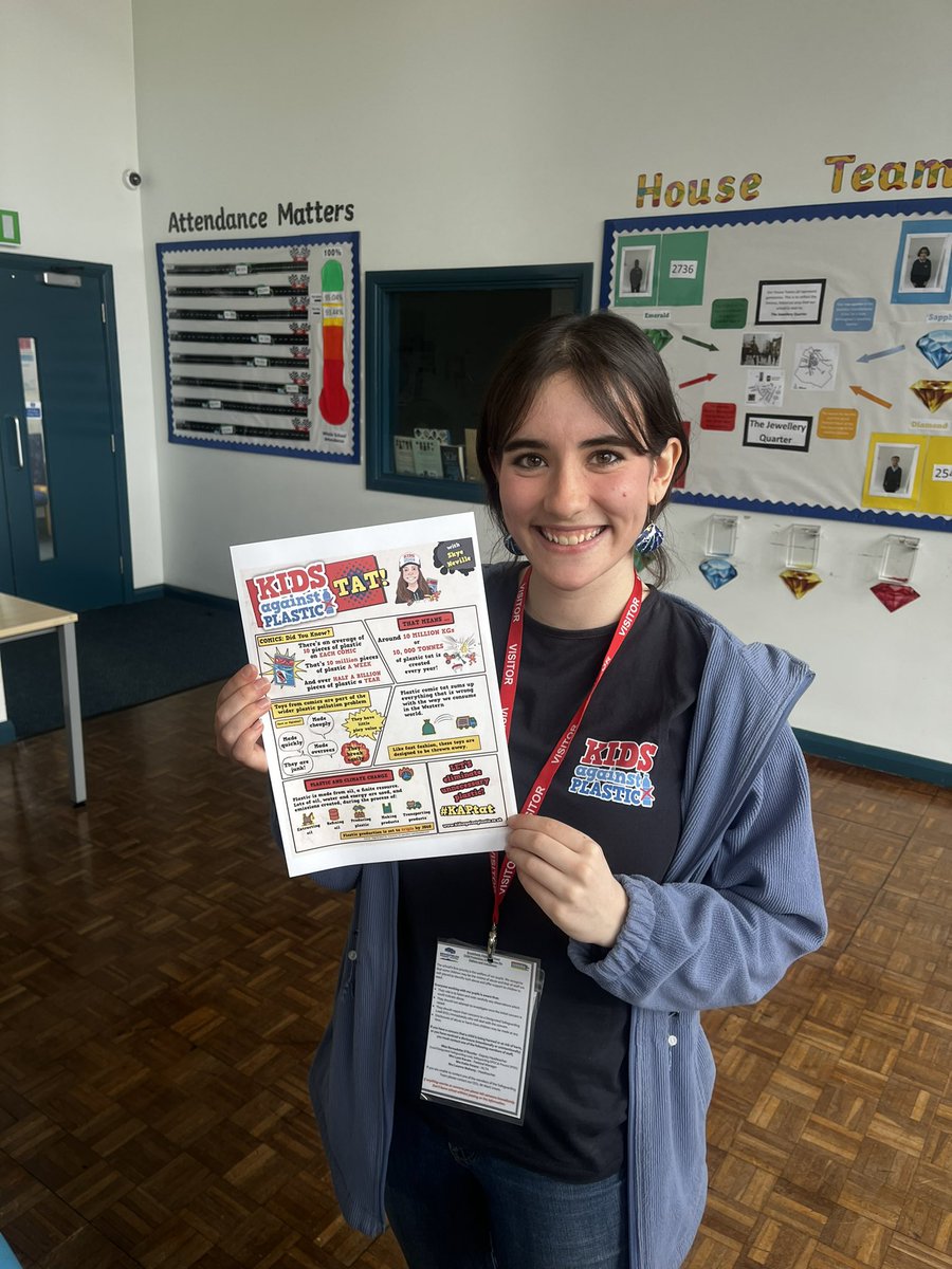 chrisdysonHT's tweet photo. I am simply blown away by the most impressive #Teenager I have ever seen present. Today, for the first time since December I got to introduce an assembly not once but 3 times!Loved it BUT the star of the show was Amy from @BePlasticClever who delivered 5hours of inspirational 1/2 https://t.co/izzCHL2DgM