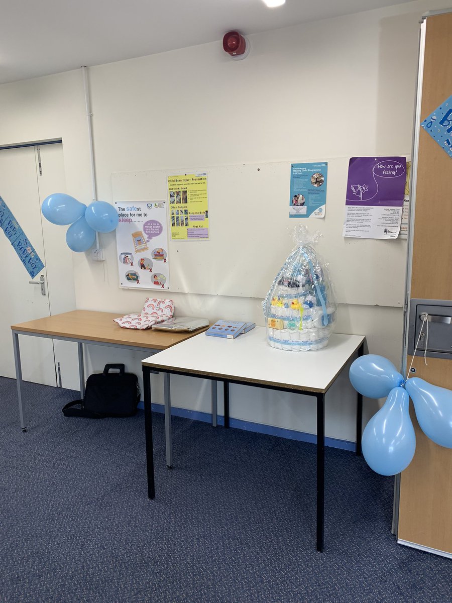 ProbertNikki's tweet photo. Eastleigh North HV Team. Baby shower today for our lovely health visitor saskia. Enjoy your maternity leave. Can’t wait to meet him 💙@Southern_NHSFT https://t.co/2kSe2i17sy