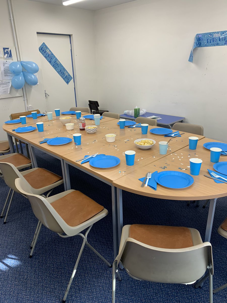 ProbertNikki's tweet photo. Eastleigh North HV Team. Baby shower today for our lovely health visitor saskia. Enjoy your maternity leave. Can’t wait to meet him 💙@Southern_NHSFT https://t.co/2kSe2i17sy