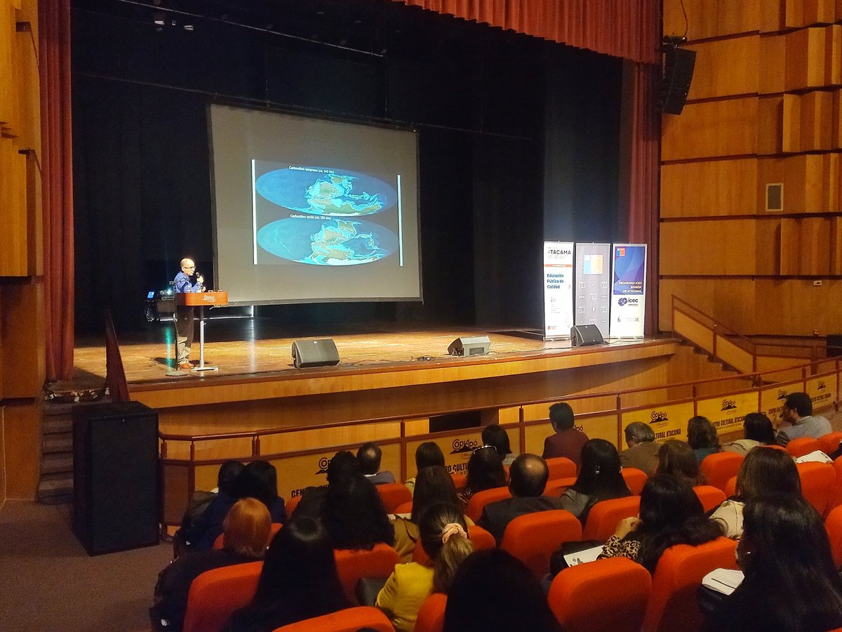 ICEC_UChile's tweet photo. Comenzamos el I Congreso Regional ICEC, docentes ICEC presentarán sus ponencias , póster y muestras didácticas. Nos acompañan docentes @ICEC_UCSC #ICECCoquimbo #ICECAntofagasta. Que sea una excelente jornada. @SeremieducIII @Edu_Atacama @ciae_uchile https://t.co/w3brH3vZCu
