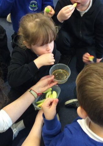 Miss Wheeldon tweet media