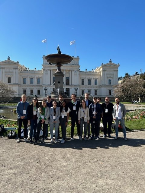 CellReproLab's tweet photo. Representation from @CellReproLab and @AsgardThx at #LundStem2023! Promoting our science with talks from Filipe and @ritalves94 and many poster presentations!! https://t.co/rfARag6sJn