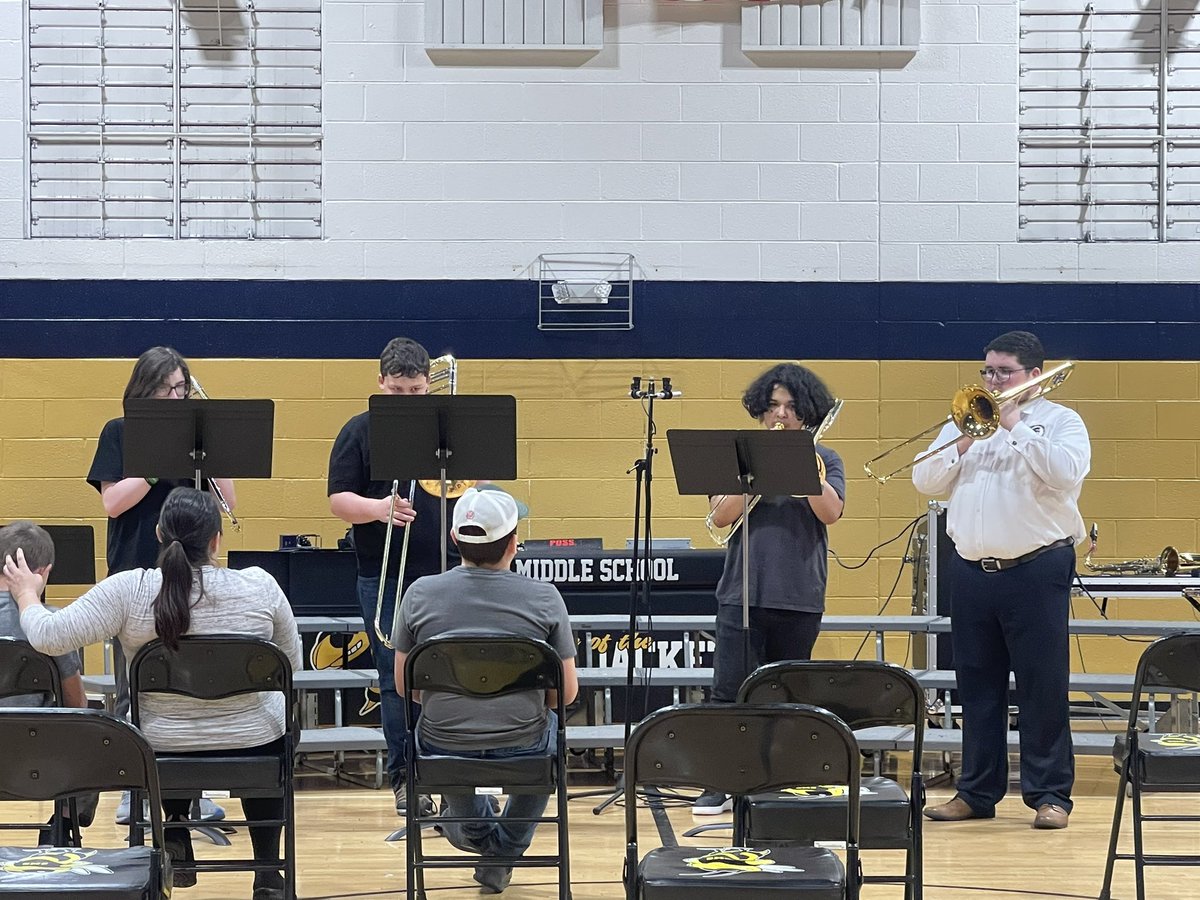 RCSTN_Fine_Arts's tweet photo. Another fantastic evening celebrating the visual and performing arts last night at the Innovation Academy of Robertson County.  #WeAreRCSTN #RobCoMusic https://t.co/90oD14d3fy