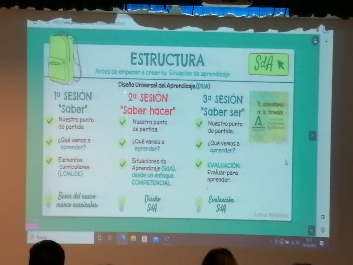 CepVillamartin's tweet photo. #FormaciónSdeC Segunda sesión de formación en #situacionesdeaprendizaje con Ismael Robles Sánchez Hoy comenzamos con una #TertuliaPedagógica donde compartimos y reflexionamos sobre esta nueva ley y las #SdeA y continuamos diseñando una de manera práctica. @EducaAnd @FormacProfAnd https://t.co/r4FUdPtw9L