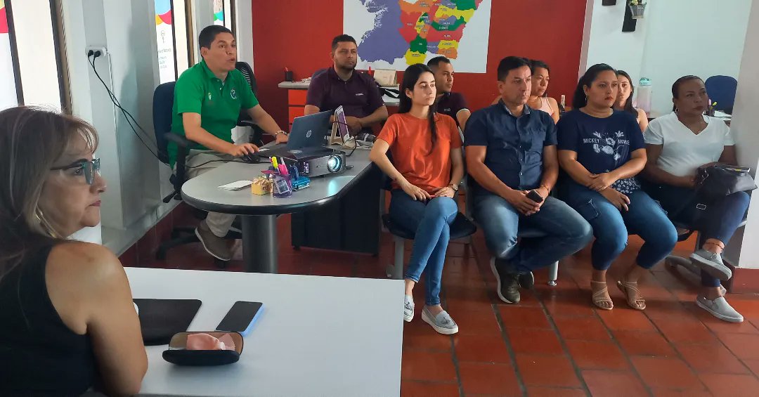 OficinaNorte's tweet photo. Socialización de los resultados de la medición de satisfacción y atención percibida por los usuarios en los tramites y servicios que se ofrecen en la territorial, tratando temas varios sobre el proceso de servicio al ciudadano durante el primer trimestre de este año. https://t.co/6MaidCWgCi
