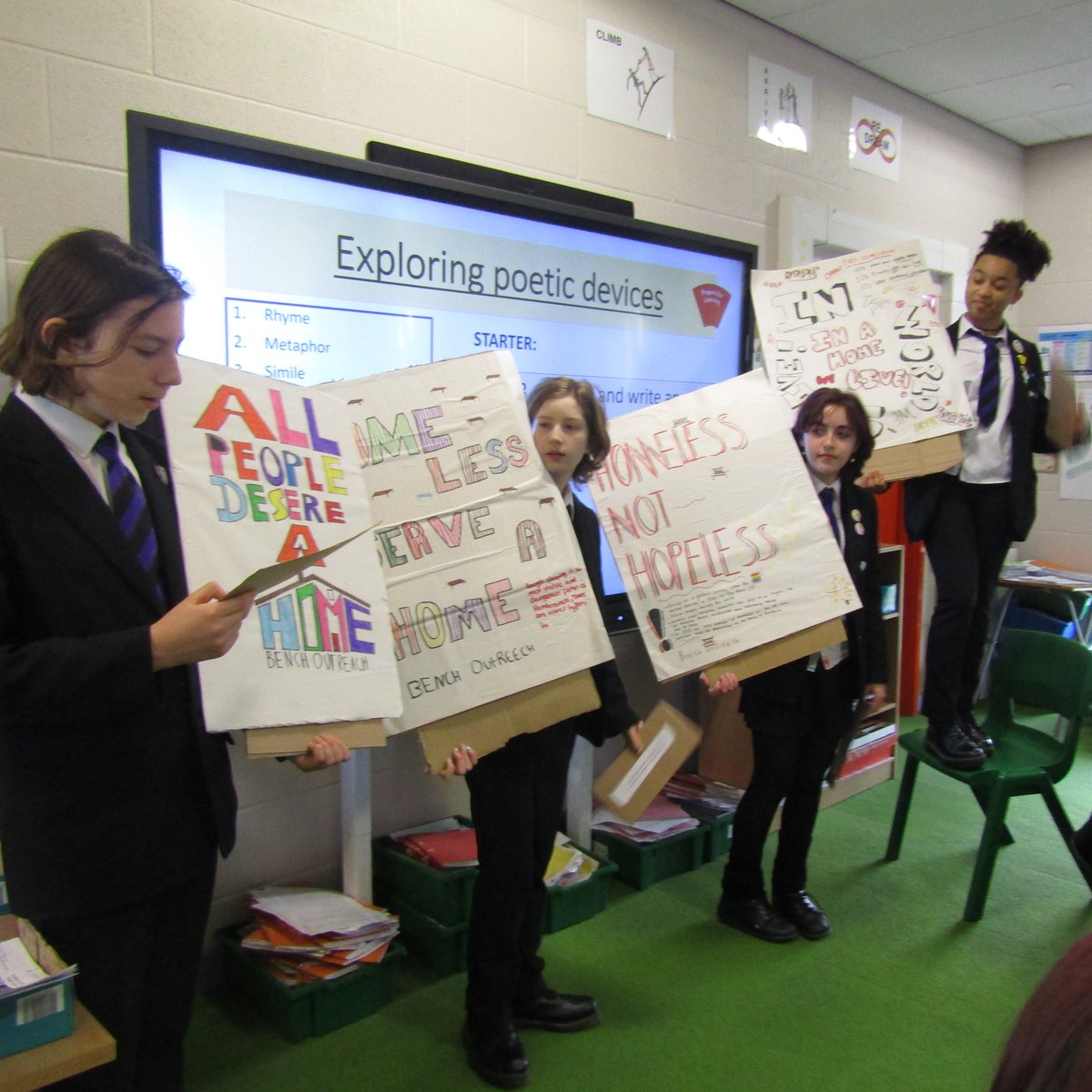 DeptfordGreen's tweet photo. A number of Y8 students chose to organise a protest through the school for their #socialjustice project.  They designed banners, researched key pieces of powerful information which they shared in a number of classes over the morning. #ExploreDreamDiscover #Deptford #Lewisham https://t.co/zvIFHIgQ6B