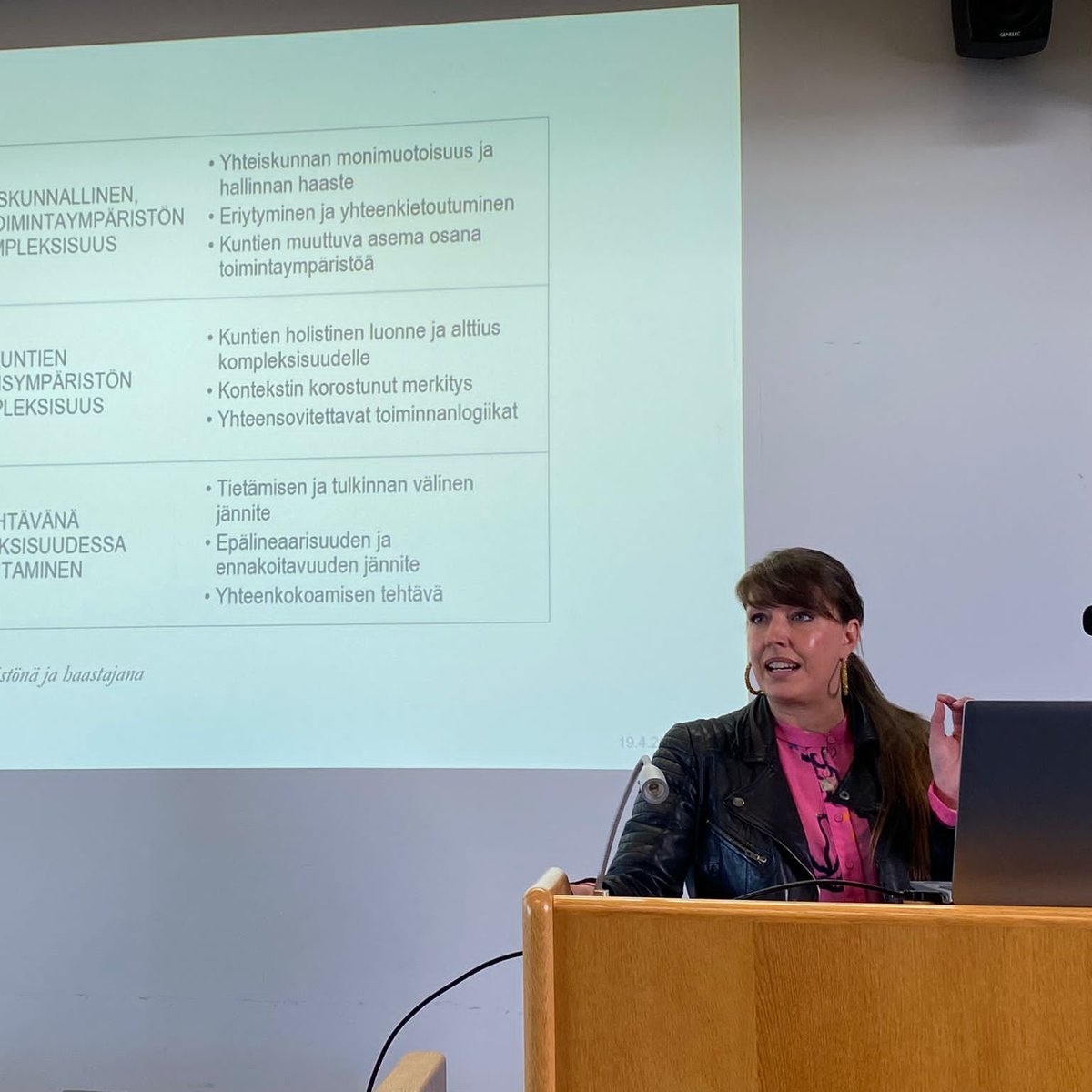 KL_uso's tweet photo. Ja niin on USO7:n aloitusseminaari saatu päätökseen. Tänään käsittelyssä olivat kuntien ja hyvinvointialueiden yhdyspinnat, TE-uudistus sekä kuntien johtamisen tulevaisuus. Kiitos kaikille osallistujille! Tästä on hyvä jatkaa verkostokautta. #USOkunnat @Kuntaliitto @FCG_Group https://t.co/XHi3lBU5Jw