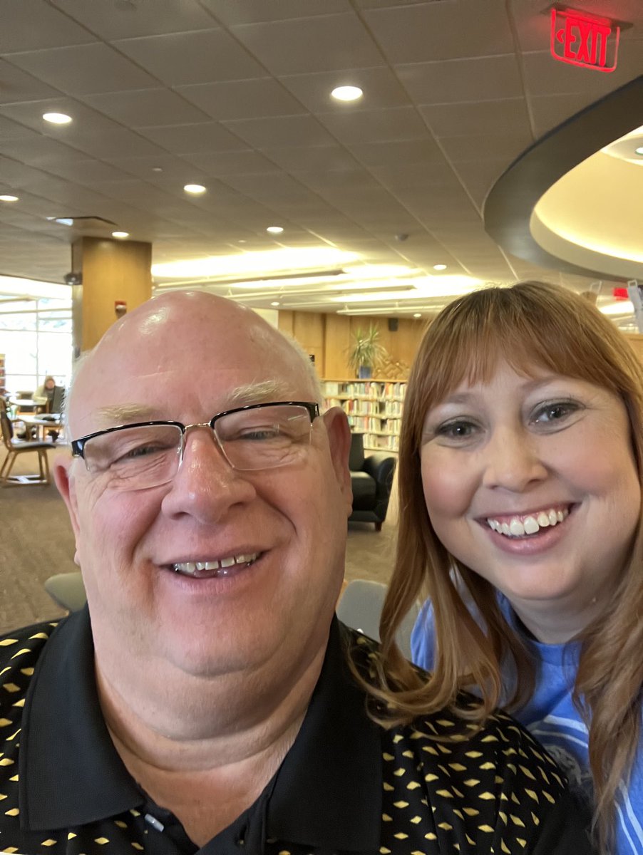 Olpe1's tweet photo. My dear friend Tana Cooper stopped by to say hi during my Barton visit. Tana just completed her 15th year at Barton. ⁦@BartonCC⁩ ⁦@t_cooperstar⁩ ⁦@WuChad⁩ https://t.co/hBgNsAPCt5
