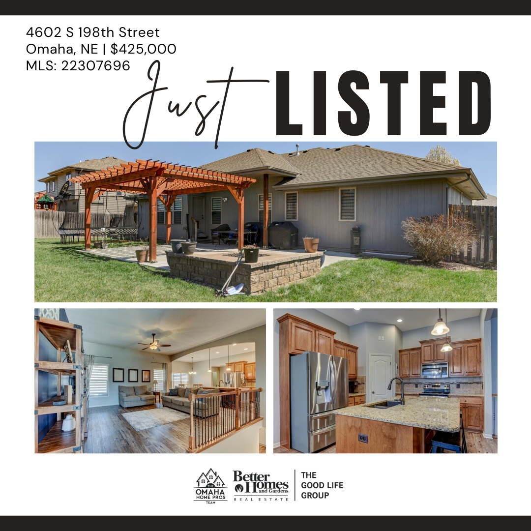 LauraOsborn's tweet photo. Check out our newest listing! It has a great open floor plan with 10 ft ceilings in the family room, kitchen, and dining area. 

The kitchen features beautiful granite counters, stainless steel appliances, and a walk-in pantry. New luxury vinyl plank floors throughout. Mud roo... https://t.co/M03Ozi51gt
