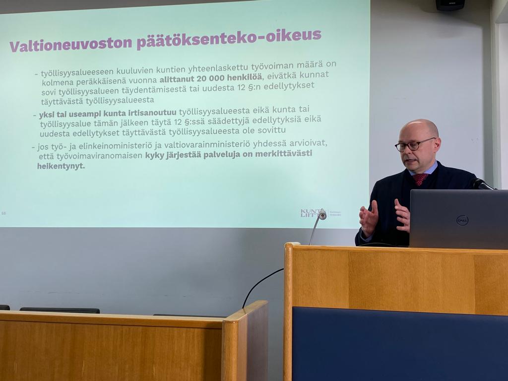 KL_uso's tweet photo. Ja niin on USO7:n aloitusseminaari saatu päätökseen. Tänään käsittelyssä olivat kuntien ja hyvinvointialueiden yhdyspinnat, TE-uudistus sekä kuntien johtamisen tulevaisuus. Kiitos kaikille osallistujille! Tästä on hyvä jatkaa verkostokautta. #USOkunnat @Kuntaliitto @FCG_Group https://t.co/XHi3lBU5Jw