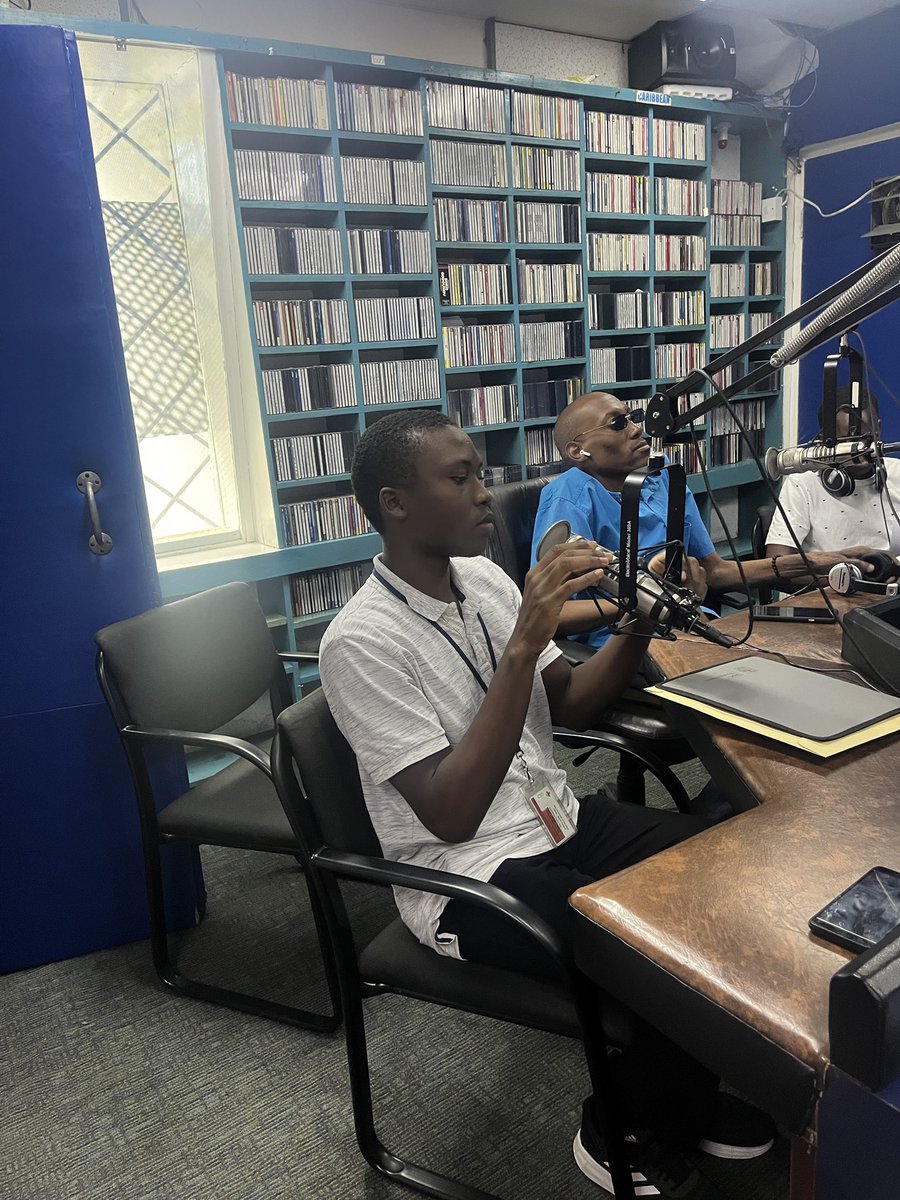 CapriCaribbean's tweet photo. Lead Research on our Growthless Jobs: The Paradox of Rising Employment and Stagnant Output, Ronaldo Blake is live on News Talk 93 FM, to discuss the findings of the report.
Click the link for the full report
https://t.co/ilv8QRzqBo
#capritalk
#goingwheretheresearchtakesus https://t.co/FNPzZfcs1C