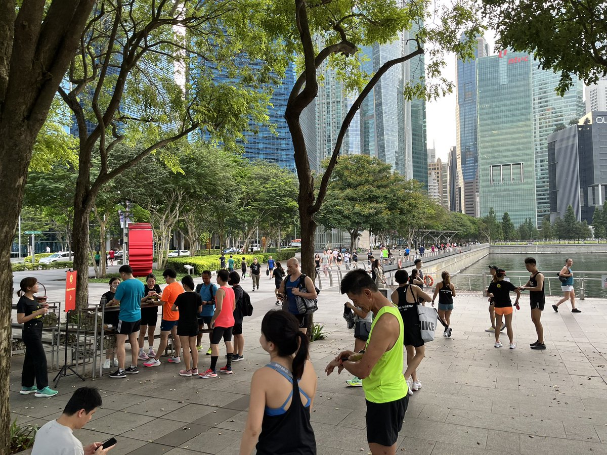 srraja's tweet photo. Here are some more photos from the evening nike run event.. arranged by #runningdepartment #nikerunning #runnershelpingrunners https://t.co/QSTkCIEMlS