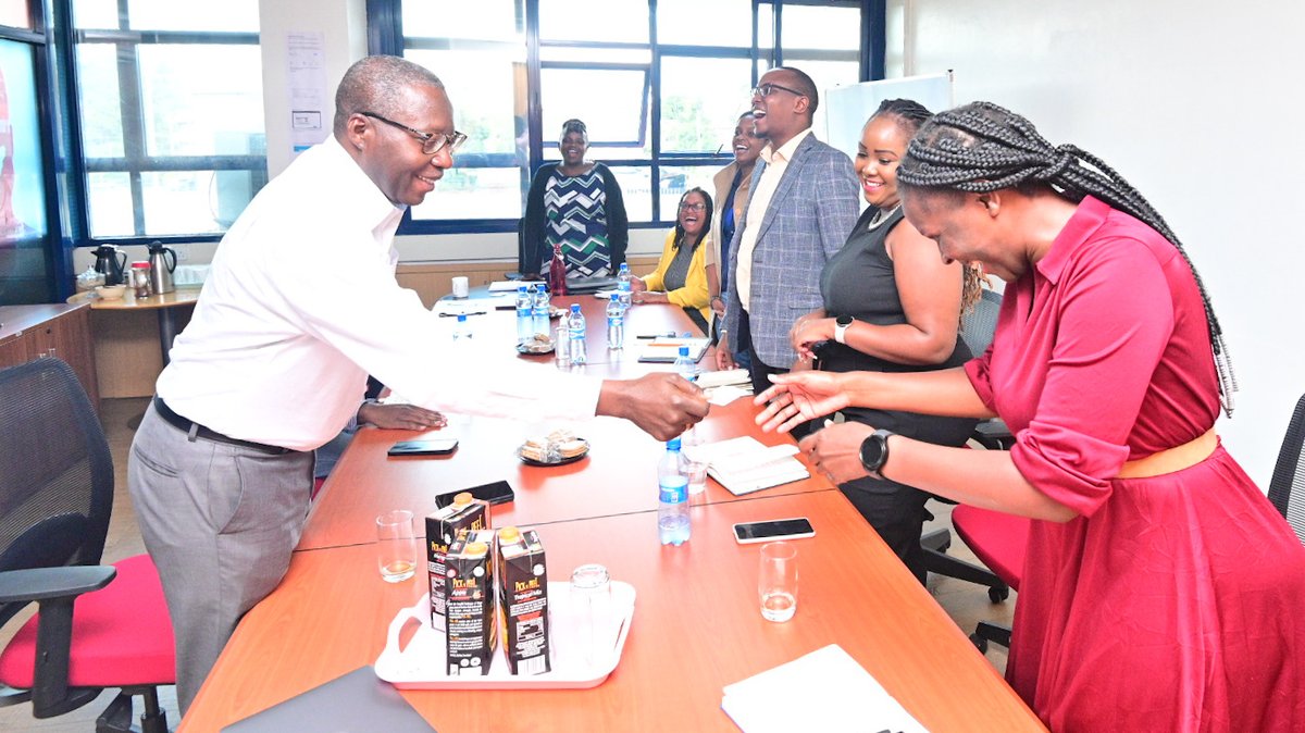 Radio Africa CEO Patrick Quarcoo, Group COO Martin Khafafa held a meeting with Samsung Electronics East Africa Product Manager George Kebaso and Marketing Manager Brenda Nakhulo at Lion Place, Westlands 📸 Brian Simiyu