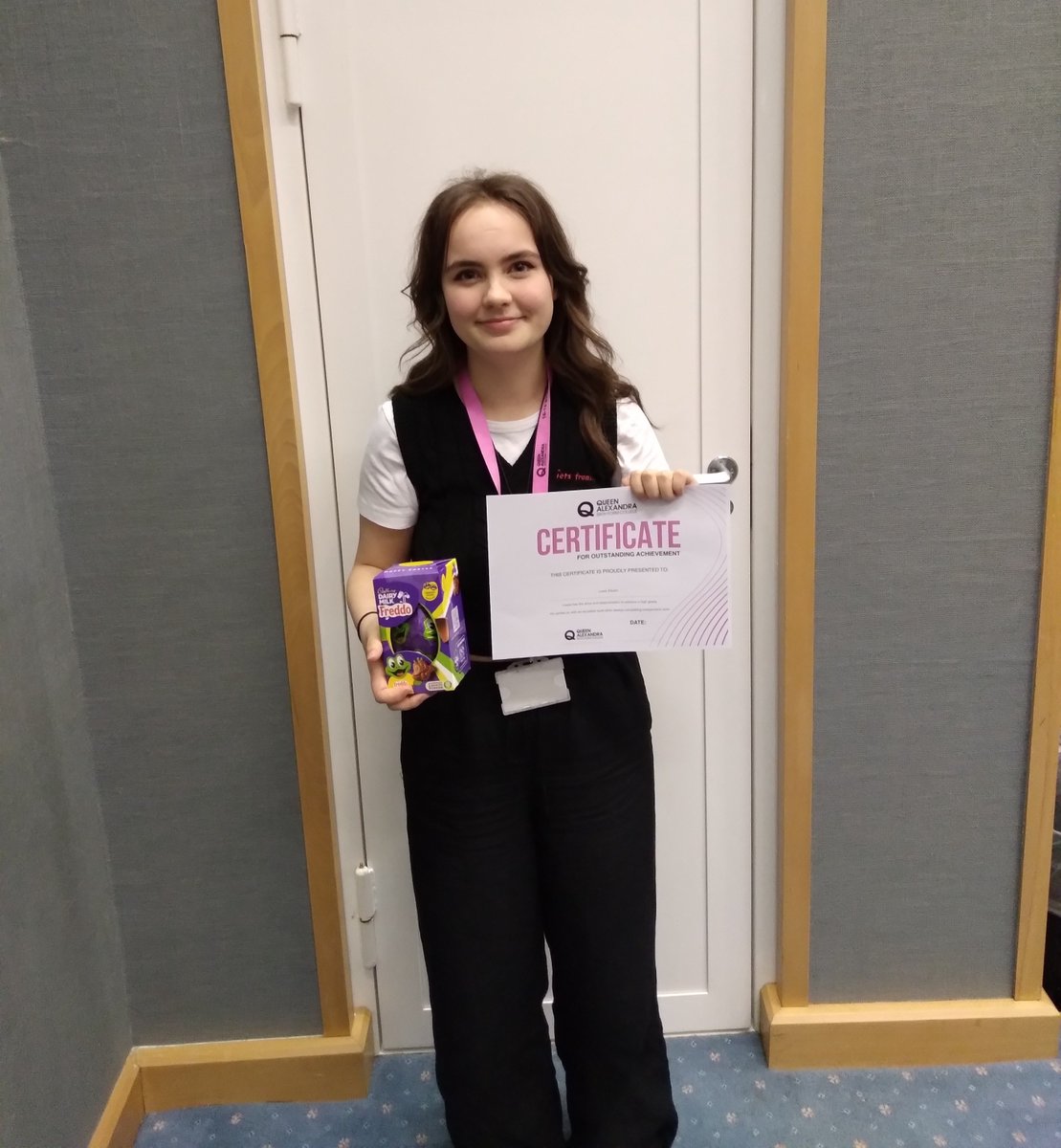 Queen Alex 6th Form tweet media