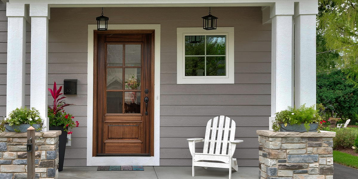 New Vapor Simulated Divided Lights add a gentle, low privacy texture that makes it a perfect upgrade from clear glass without losing the clean look or obstructing the view.